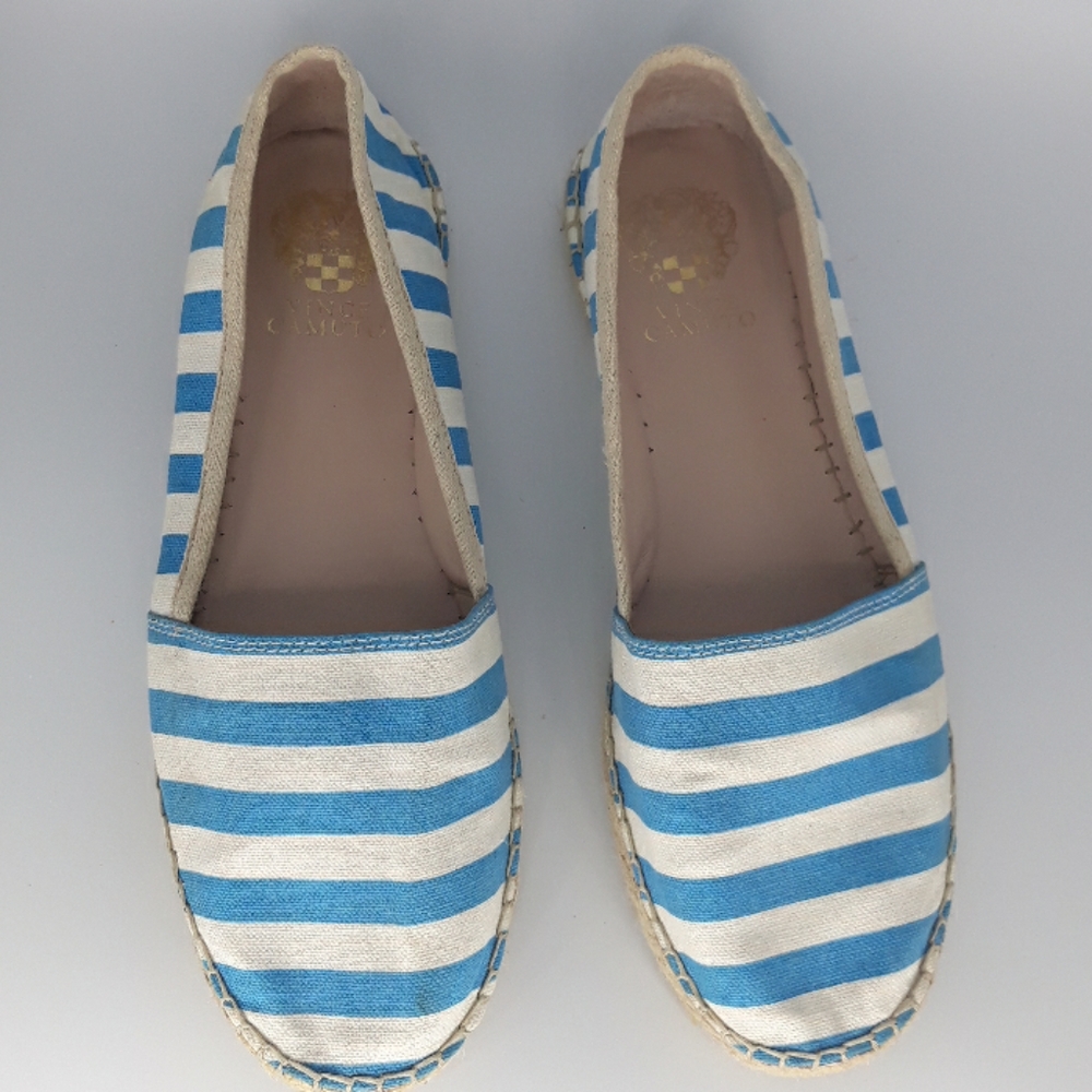 VINCE CAMUTO JOHNNIE  BLUE/ WHITE SPADRILLES SZ 10